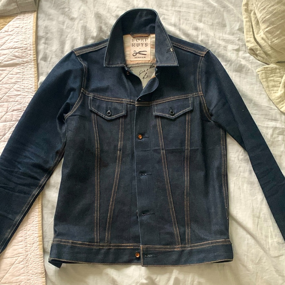 Denim jacket - very fancy !